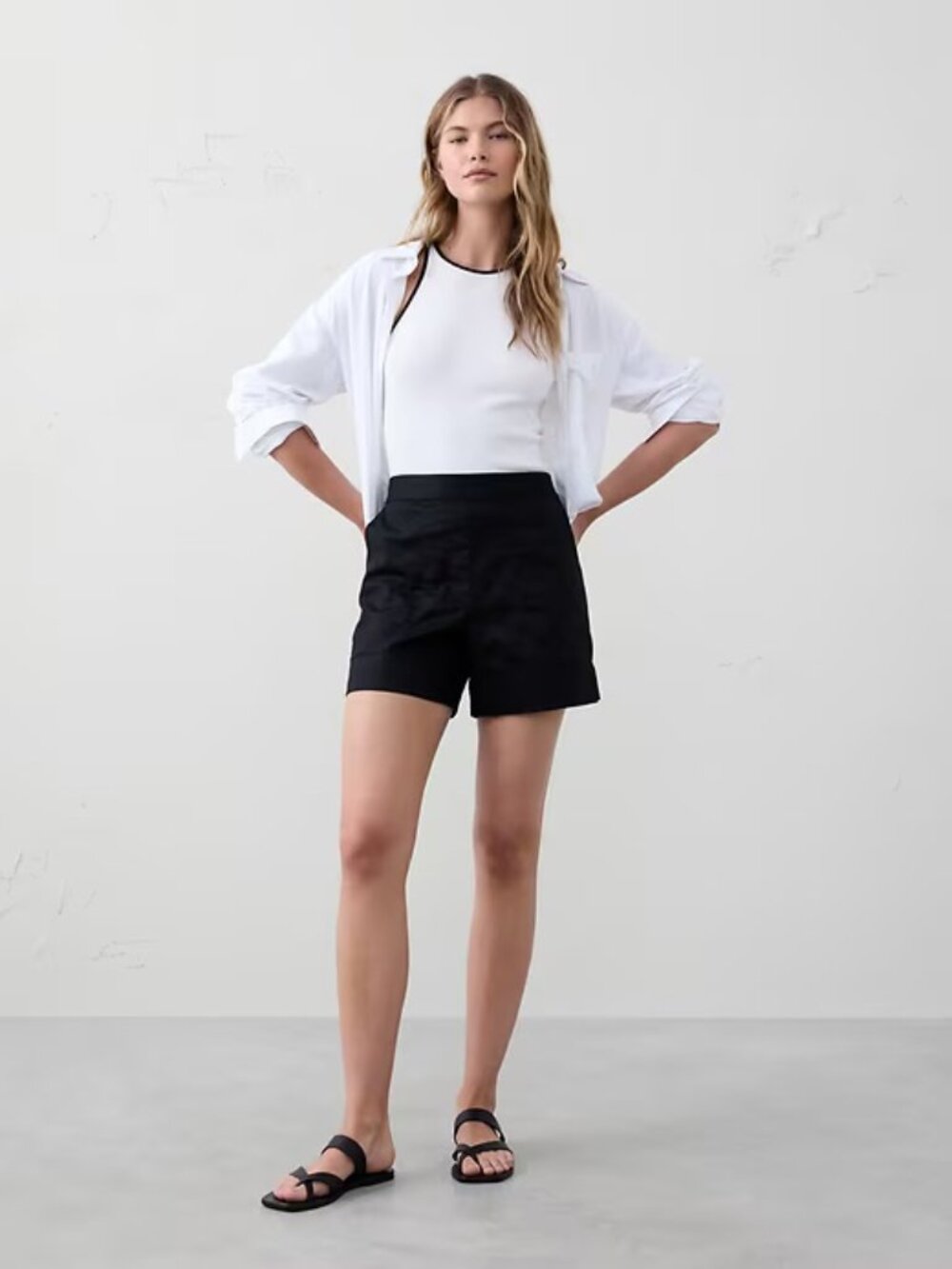 Banana Republic Factory Linen-Blend Pull-On Short (NWT)